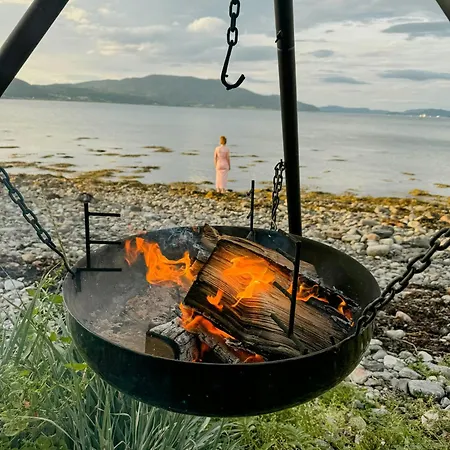 Casa vacanze Coastal In Kastneshamn Brostadbotn