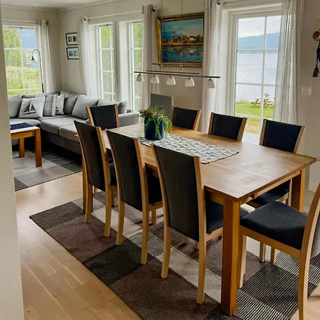 Coastal In Kastneshamn