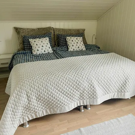 Coastal In Kastneshamn Hébergement de vacances Brostadbotn