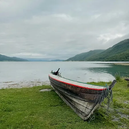 Coastal In Kastneshamn Dom wakacyjny Brostadbotn