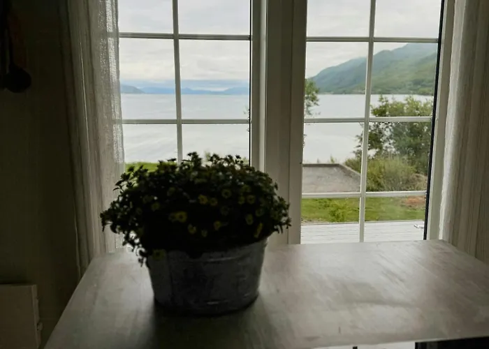 Coastal In Kastneshamn