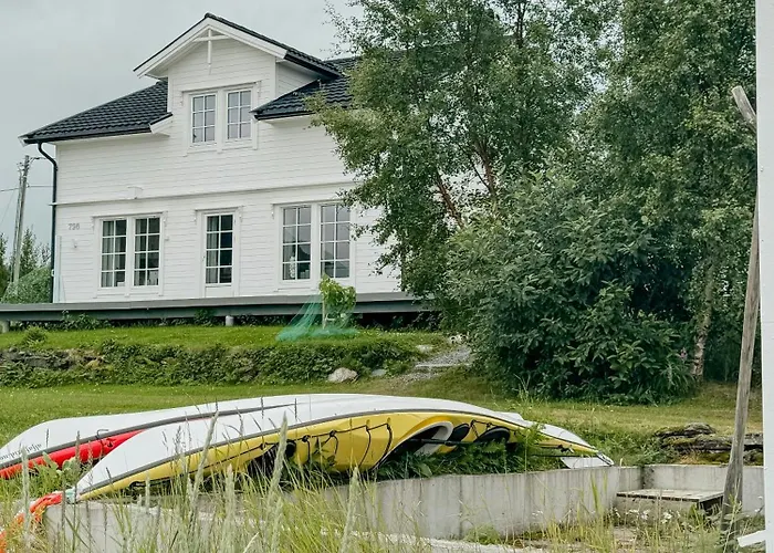 Coastal In Kastneshamn *